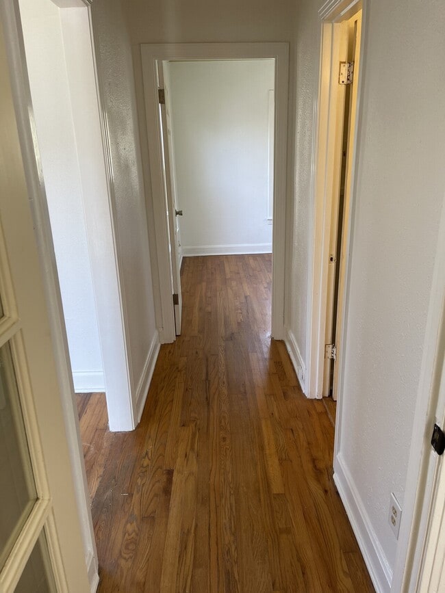 Building Photo - Austin Back House