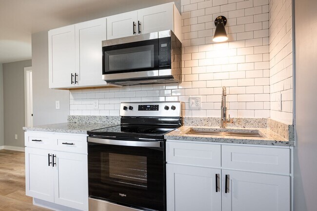 Building Photo - Discover Modern Living at Genesis Apartments – Cleveland, TN