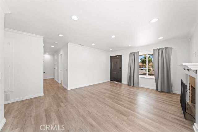 Building Photo - 15410 Elm Ln