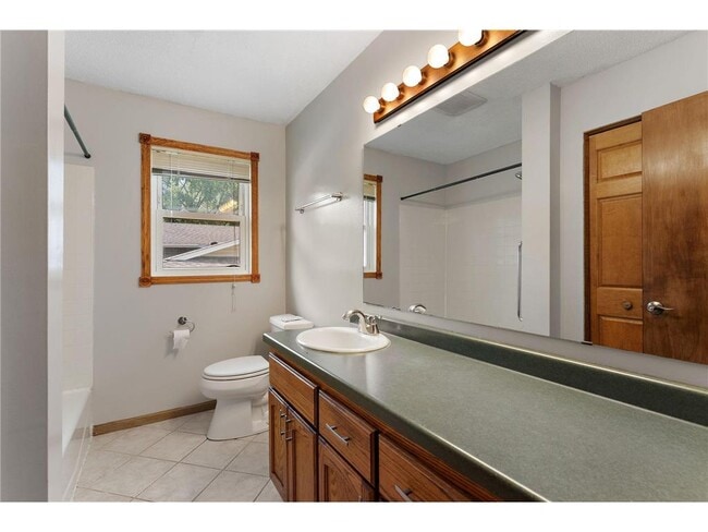 Building Photo - 783 Hiawatha Ave