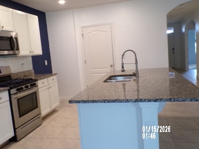 Building Photo - Riviera Bella - River Community Welcome to your new home!  CALL Sheila 407-687-7900