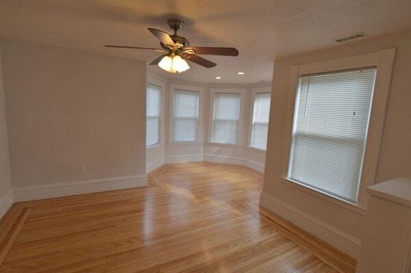 Building Photo - 72 Grampian Way