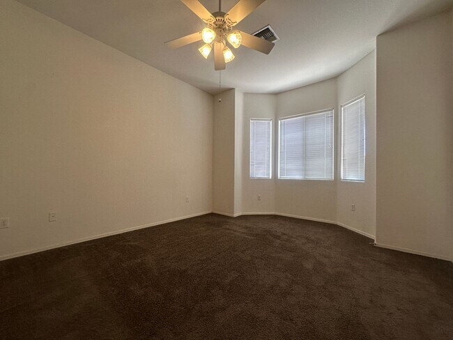 Building Photo - Sun City Summerlin 2 Bedroom