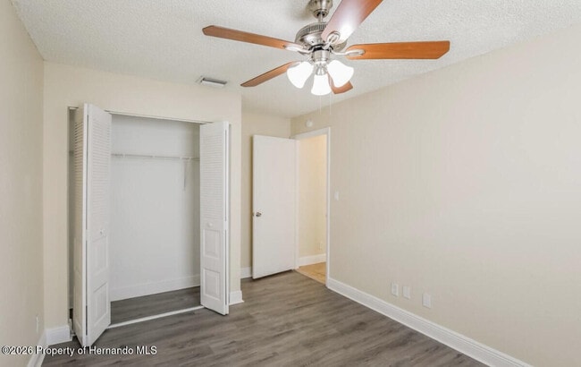 Building Photo - 1502 Overland Dr