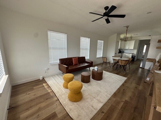 Building Photo - 1311 E 35th St