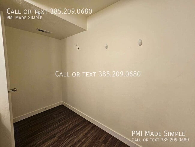 Building Photo - 783 E 550 S