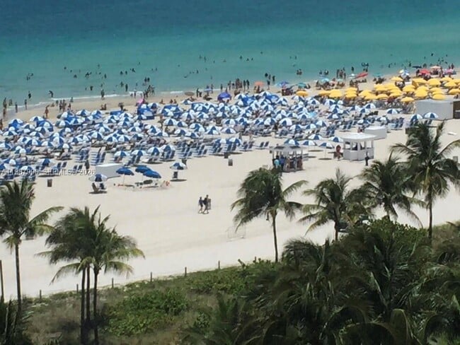 Building Photo - 100 Lincoln Rd