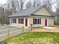 Building Photo - 8442 Blue Jay Meadows