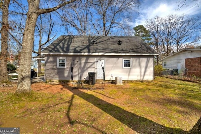 Building Photo - 125 Morgan Dr NW