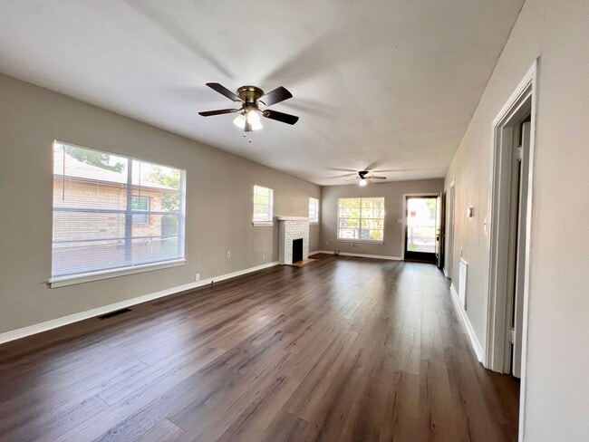 Building Photo - Home for Rent in Hot Springs!