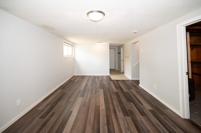 Building Photo - 2418 23rd Ave NW