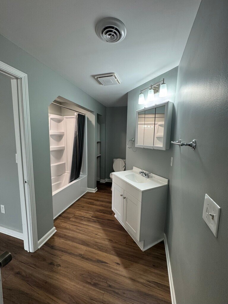 Building Photo - 508 W Michigan Ave