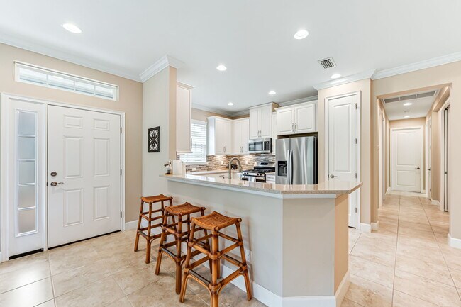 Building Photo - 8257 Lucello Terrace W