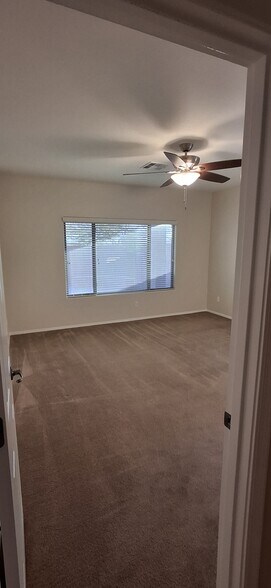 Master #1 - 16021 W Becker Ln