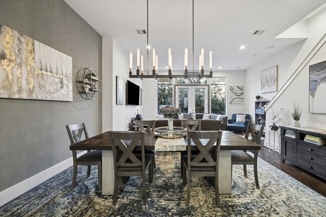 Building Photo - 1717 Silver St