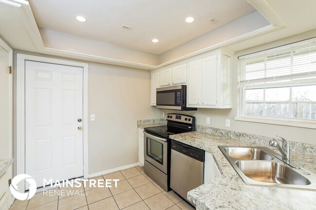 Building Photo - 13300 Marsh Ln