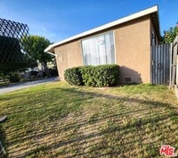 Building Photo - 1241 E 80th St