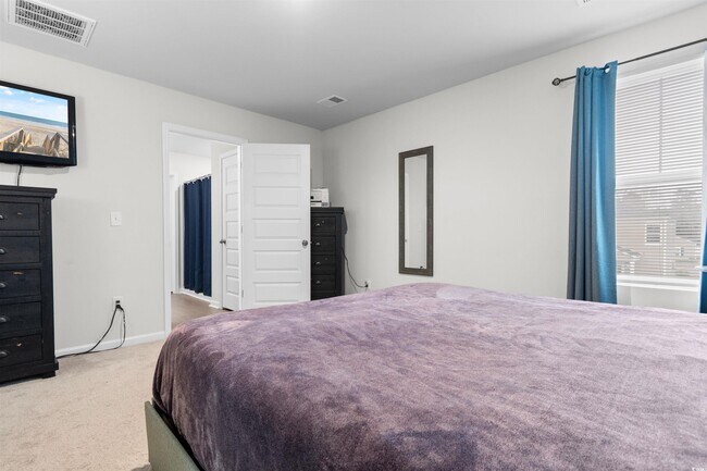 Building Photo - 1057 Saltgrass Way