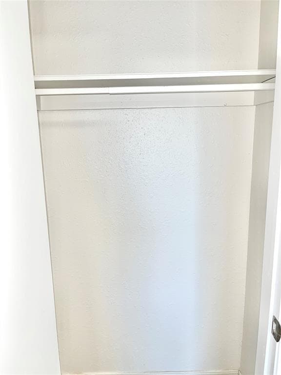 Building Photo - 121 Stonewood Dr