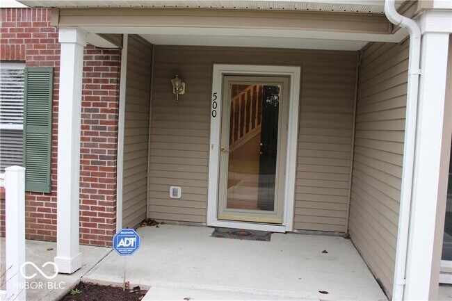 Building Photo - 13370 White Granite Dr
