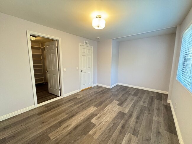 Building Photo - Beautiful 2Bd/2Ba Condo w/2 Reserved Parking Spaces, Extra Storage and Patio in Fullerton!