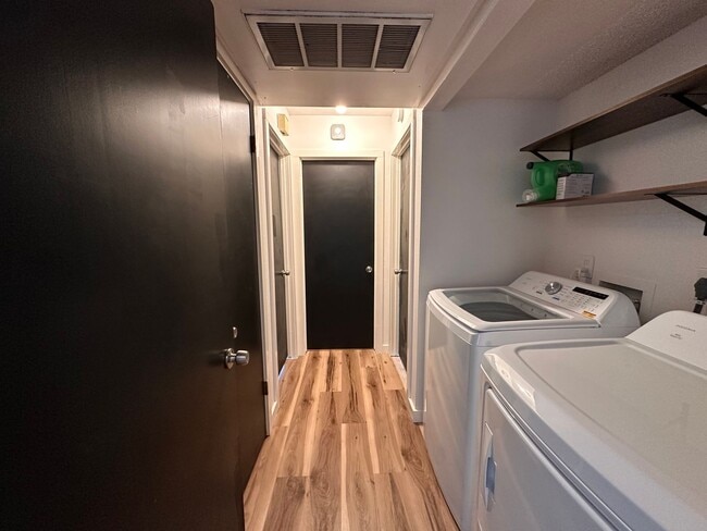 Building Photo - A Modern 2 Bedroom 2 Full Baths Condo Home for rent near Domain, 2nd Floor with Porch, Two Assign...