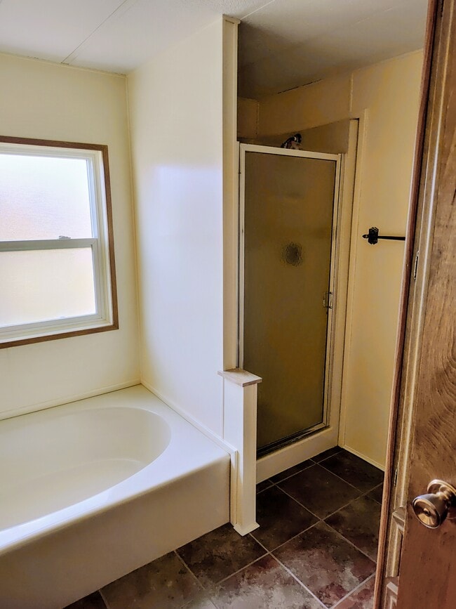 Building Photo - 1715 17th Ave S