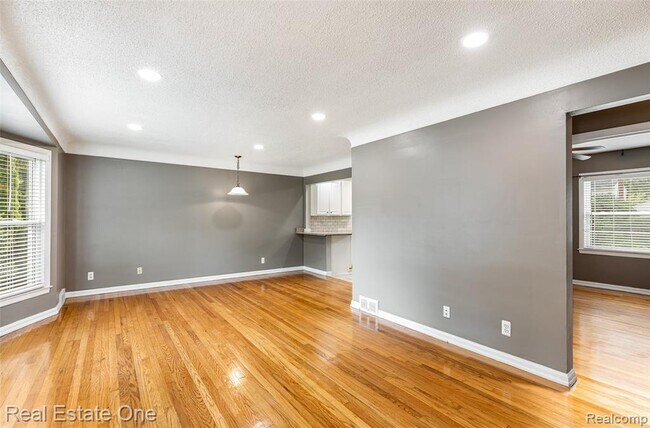 Building Photo - 4313 Berkshire Rd