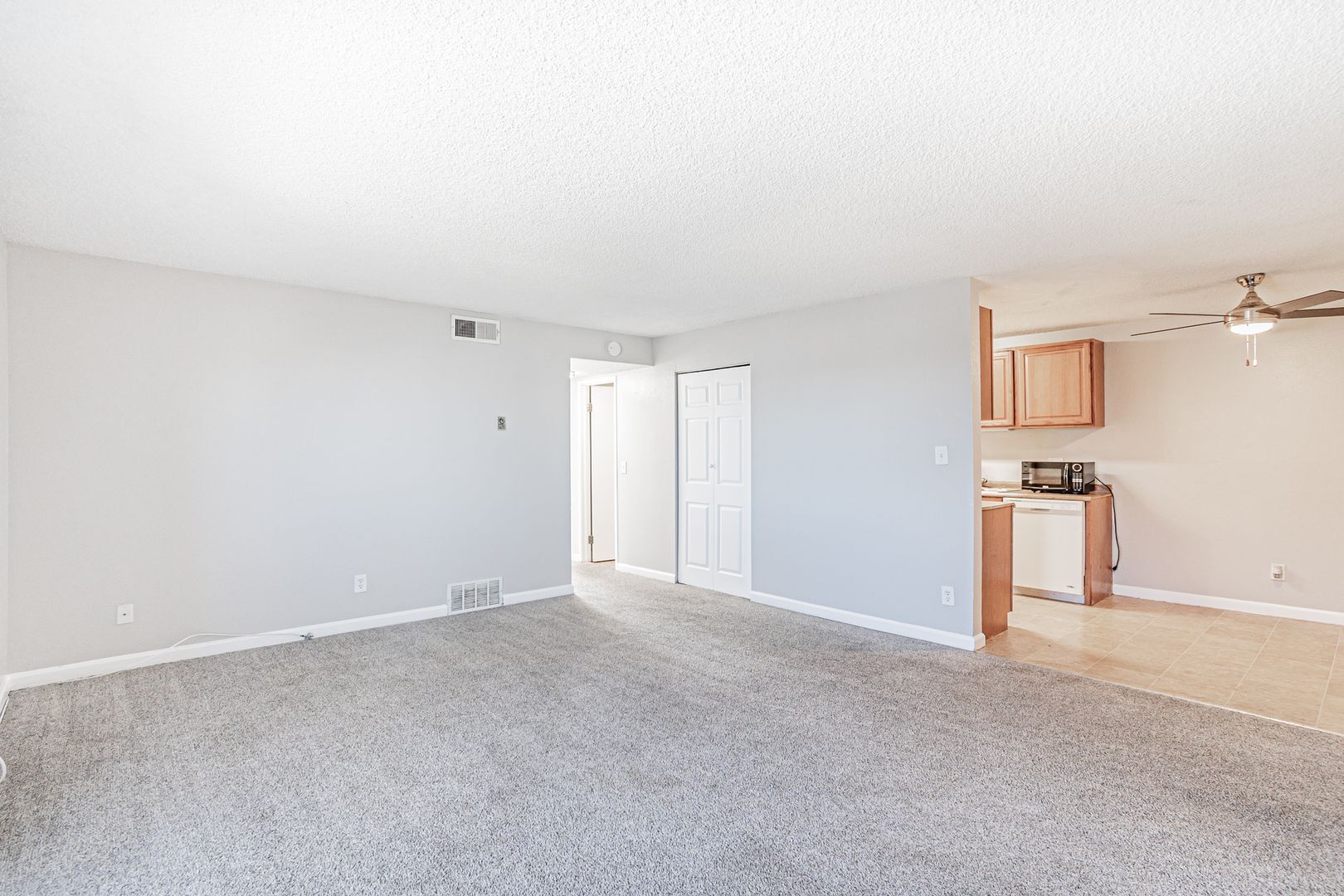 Building Photo - 10211 Ura Ln