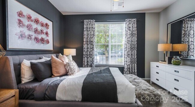 Building Photo - 14325 Plantation Park Blvd