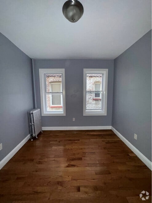 Building Photo - 731 Avenue A