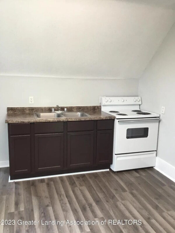 Building Photo - 1037 E Oakland Ave