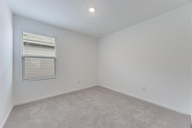 Building Photo - 3812 Ontario Wy