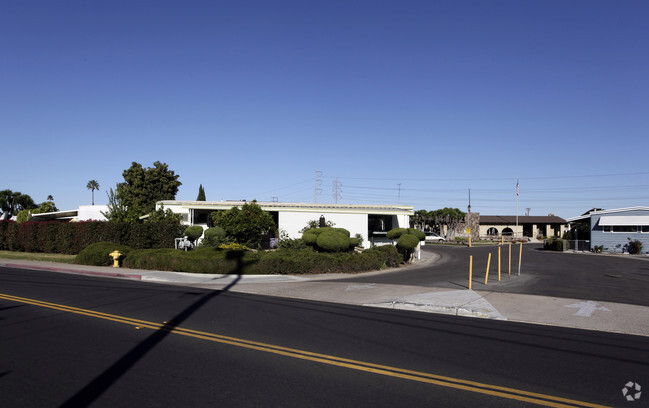 Building Photo - Lynwood South Mobile Estate