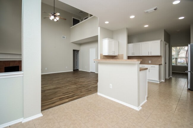 Building Photo - 16614 Cold Harbor Ln