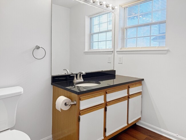 Building Photo - 26 Malibu Way