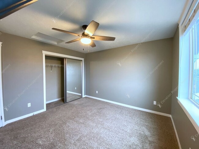 Building Photo - Designer 4BR- 2BA Home by Dry Canyon Park