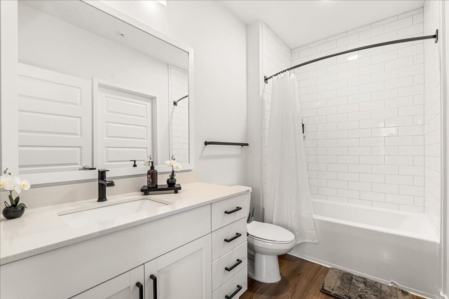 Building Photo - 1223 E Plant St