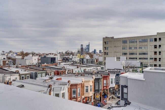 Building Photo - Brand New Luxury Home Brewerytown