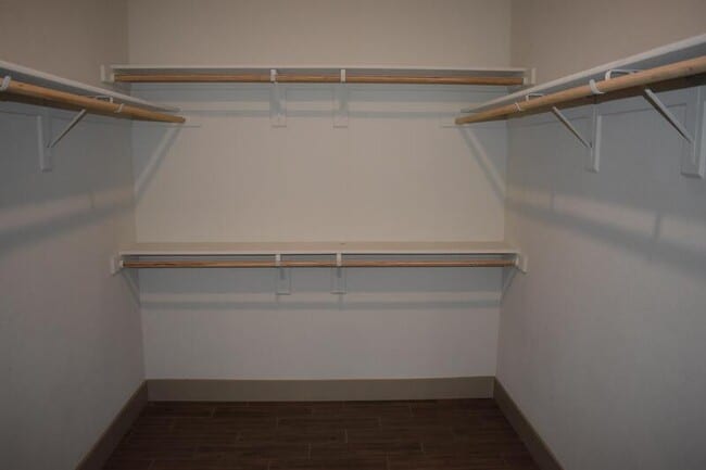 Building Photo - 2446 Bastidas Dr