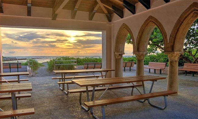 Building Photo - 950 Ponce De Leon Rd