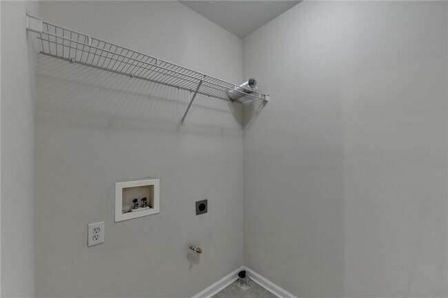 Building Photo - 100 Hawnley Trace