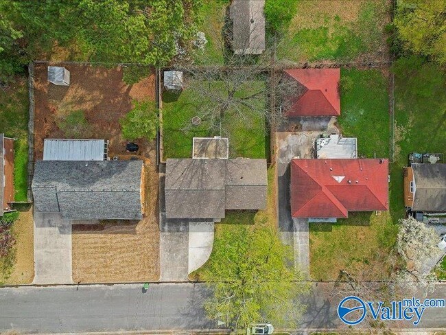 Building Photo - 315 Jack Coleman Dr NW