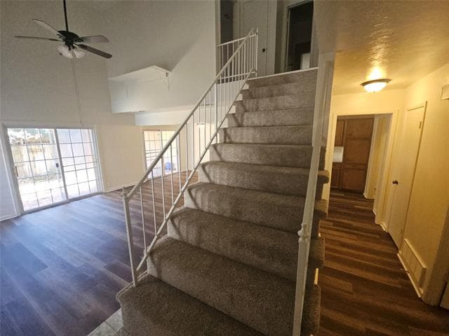 Building Photo - 2109 Fleur De Lis Ct