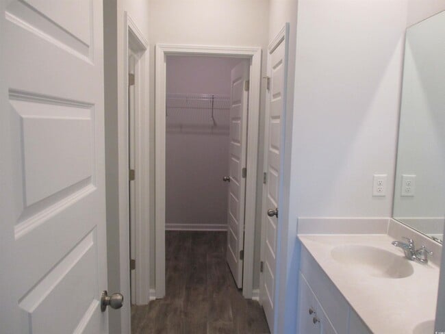 Building Photo - 264 Brackish Dr