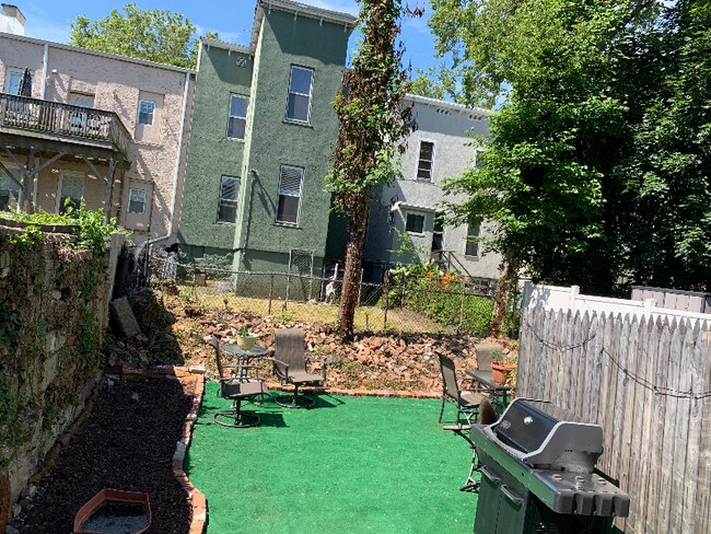 Building Photo - 29 Booraem Ave