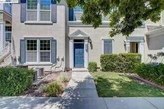 Building Photo - 4454 Chancery Ln