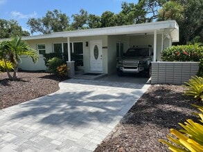 Building Photo - 2236 Datura St