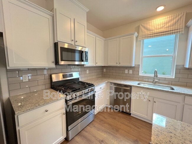 Building Photo - 3661 Secrest Lndg