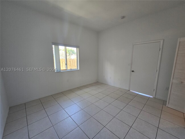 Building Photo - 21500 SW 87th Ct